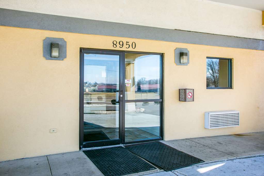 Red Lion Inn & Suites Caseyville Exterior photo